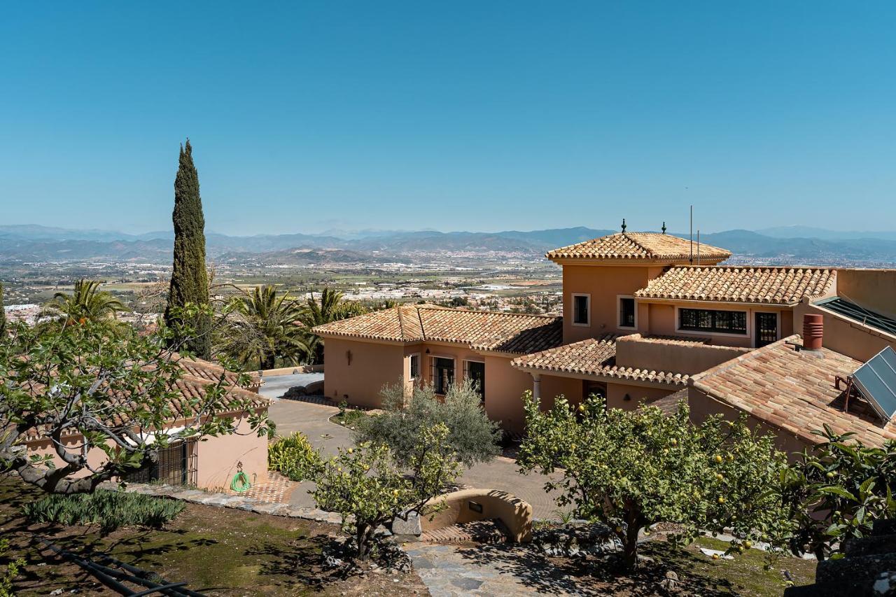 Monkó Saguaro Villa *