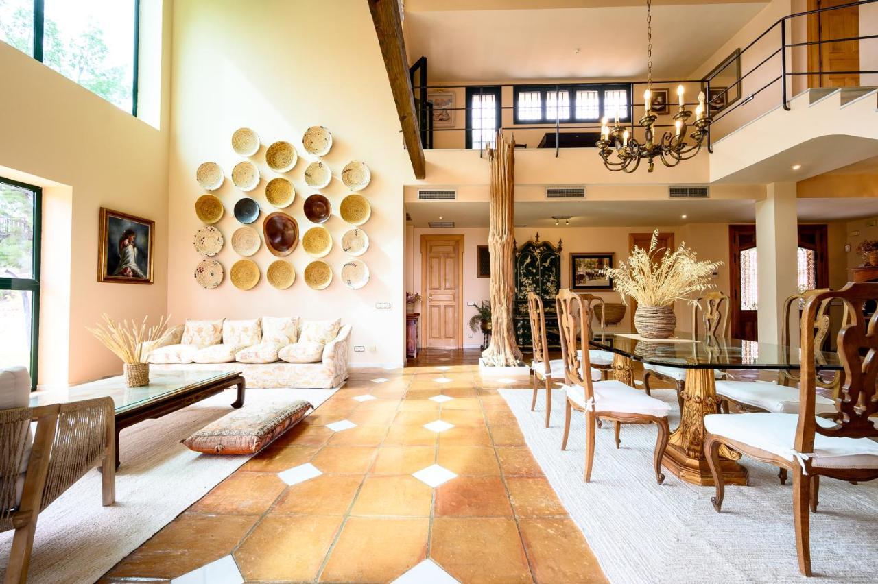 Monkó Saguaro Villa *