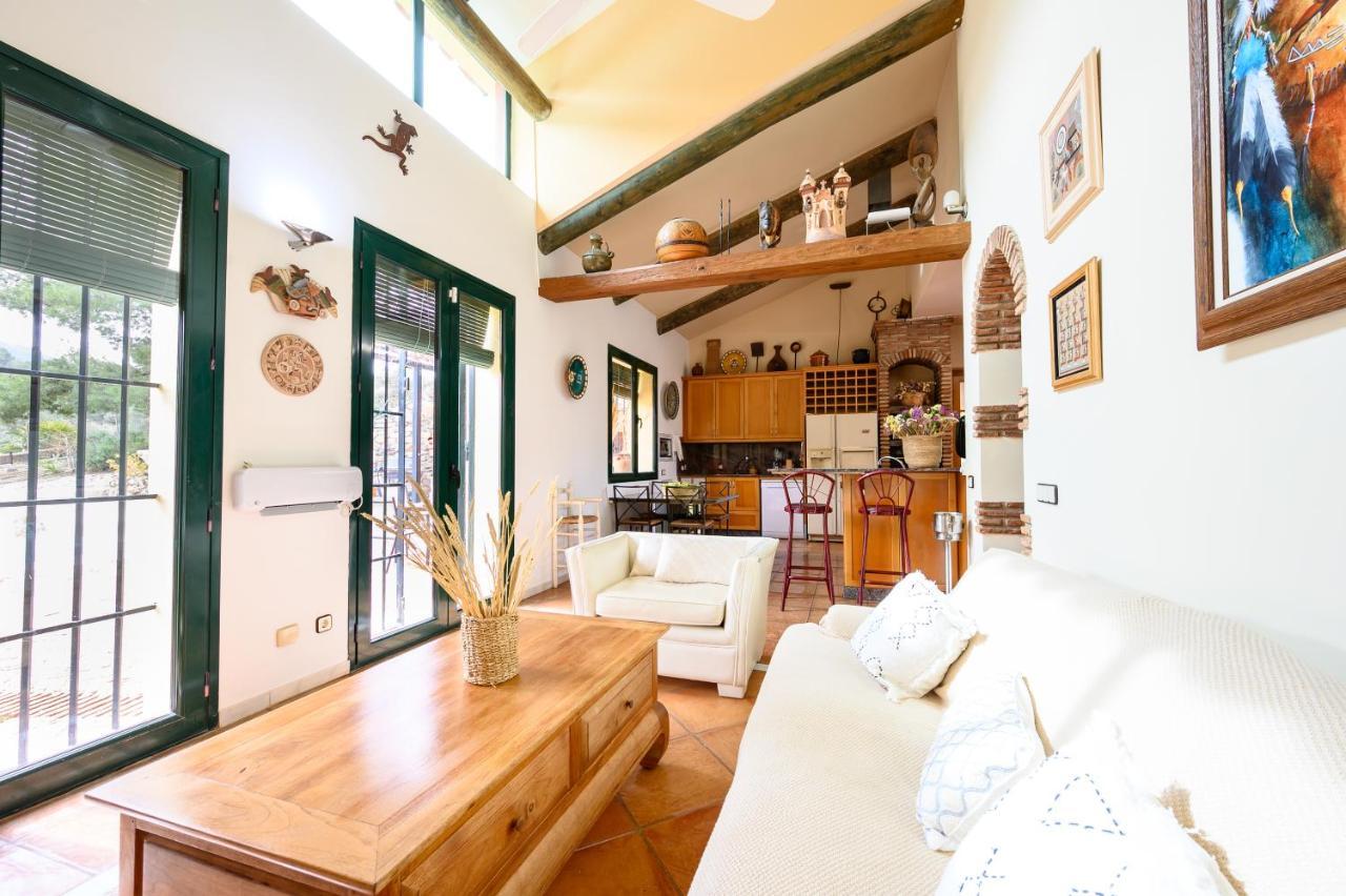 Monkó Saguaro Villa *